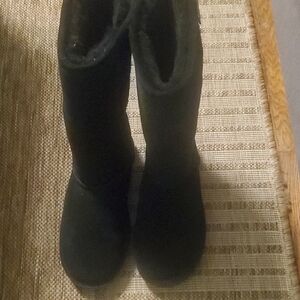 Black Suede Boots Bearpaws